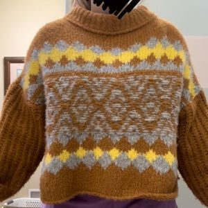 Beautiful knitted sweater size L